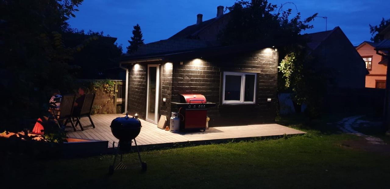 Best Stay- Paernu With Garden Екстер'єр фото