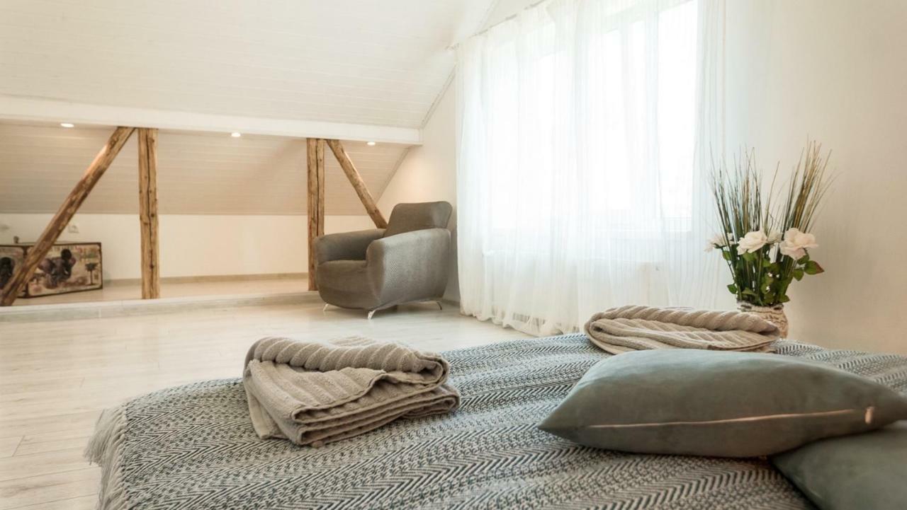 Best Stay- Paernu With Garden Екстер'єр фото
